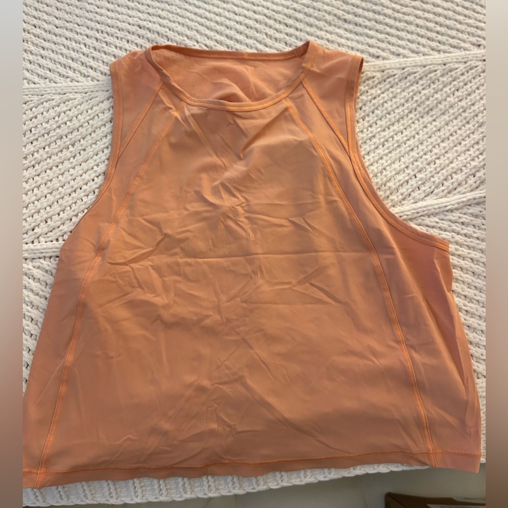 Lululemon tank